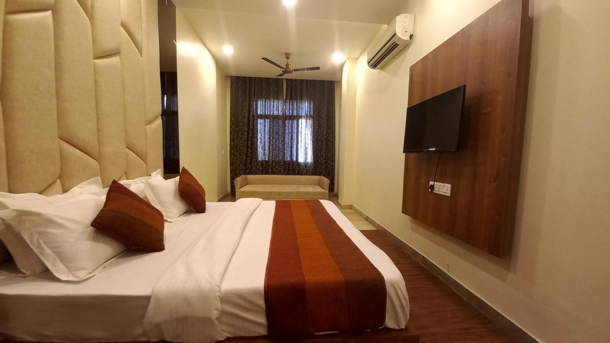 Hotel Indraprastha Jhalawar 외부 사진