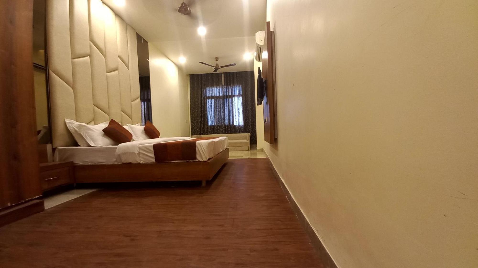 Hotel Indraprastha Jhalawar 외부 사진